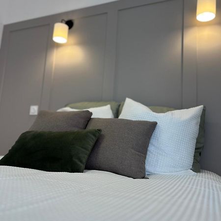 Апартаменты Duplex Raffine, Elegant & Climatise - La Mezz Ним Экстерьер фото