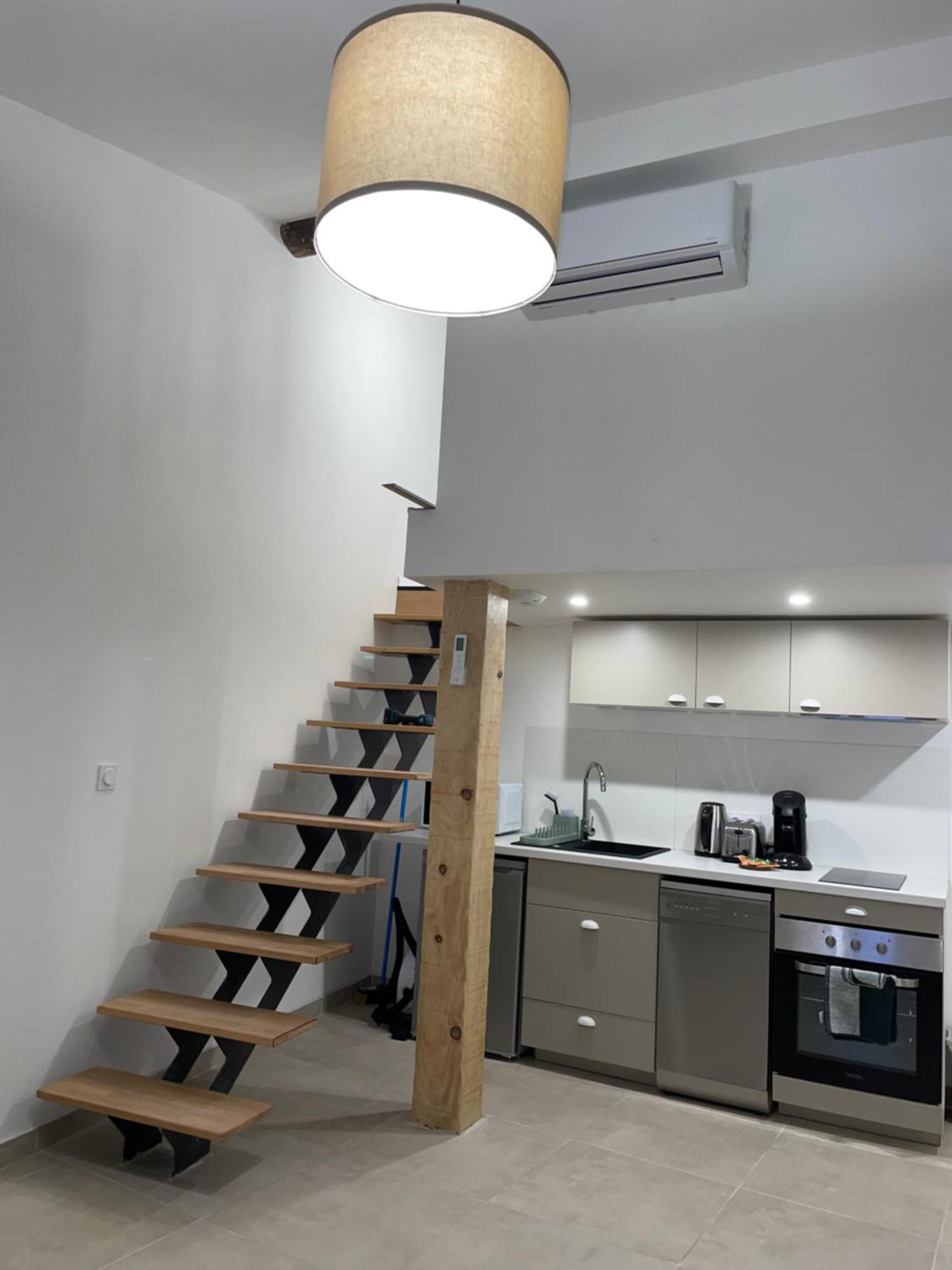 Апартаменты Duplex Raffine, Elegant & Climatise - La Mezz Ним Экстерьер фото