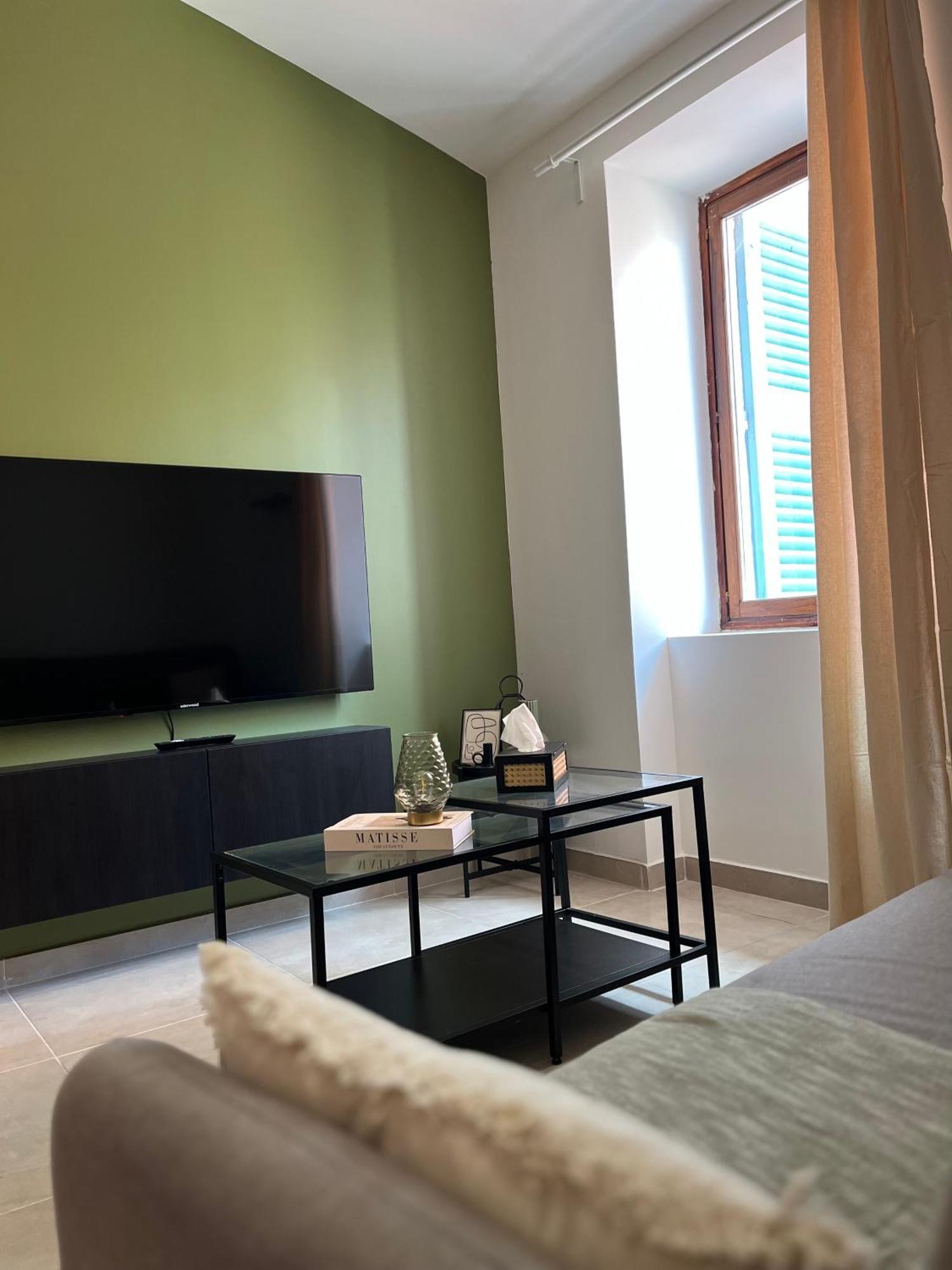 Апартаменты Duplex Raffine, Elegant & Climatise - La Mezz Ним Экстерьер фото