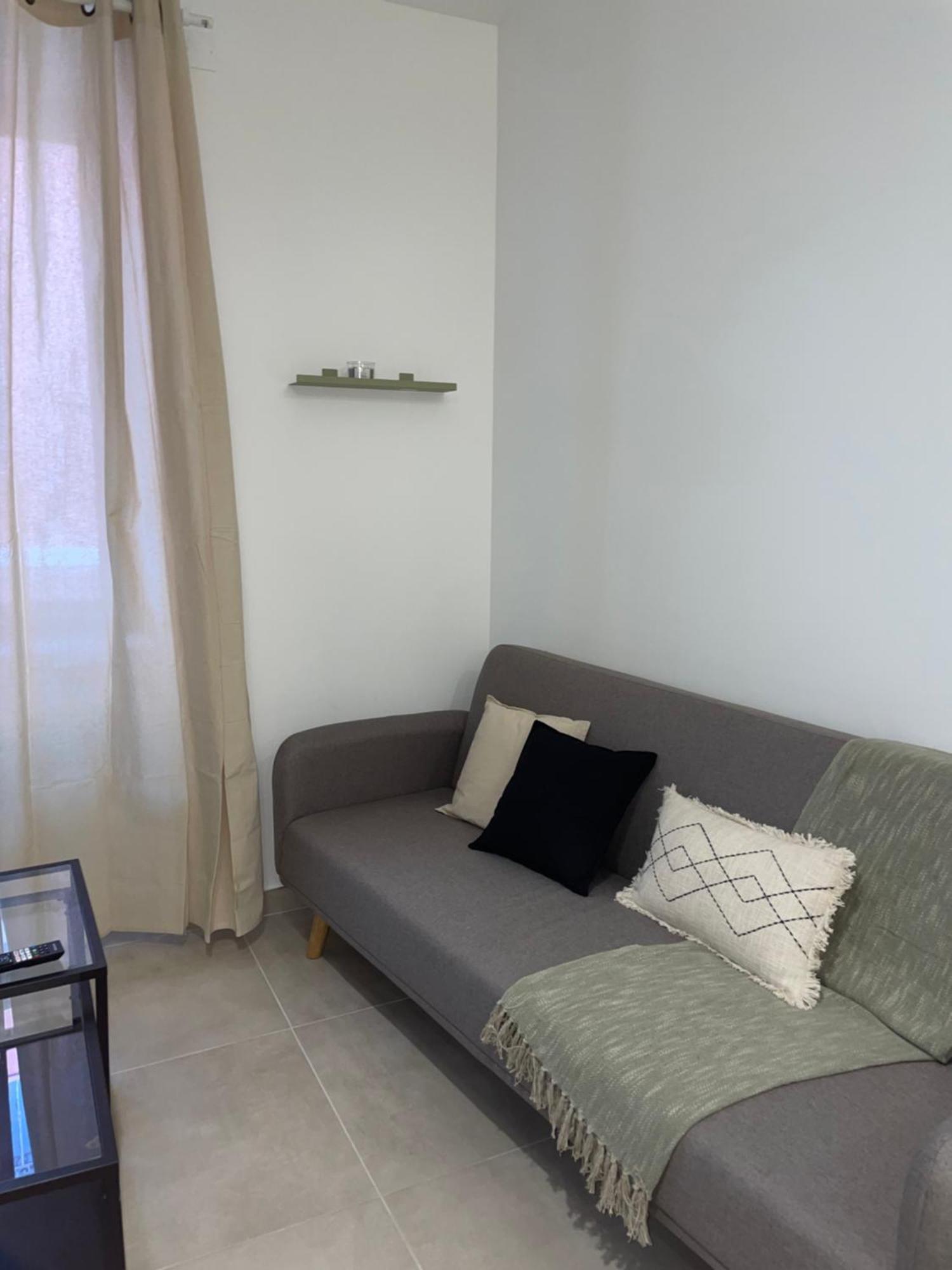 Апартаменты Duplex Raffine, Elegant & Climatise - La Mezz Ним Экстерьер фото